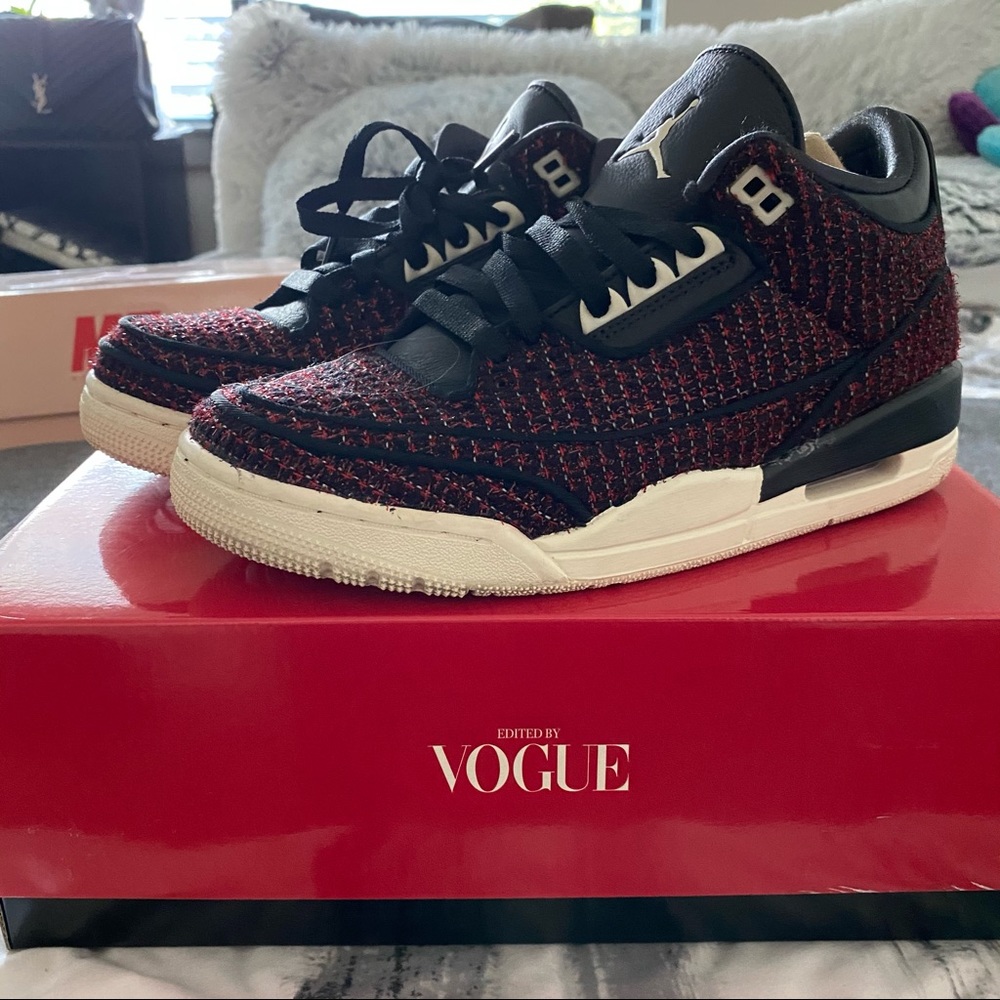 VOGUE x ANNA WINTOUR x AIR JORDAN 3 (Size 7W)